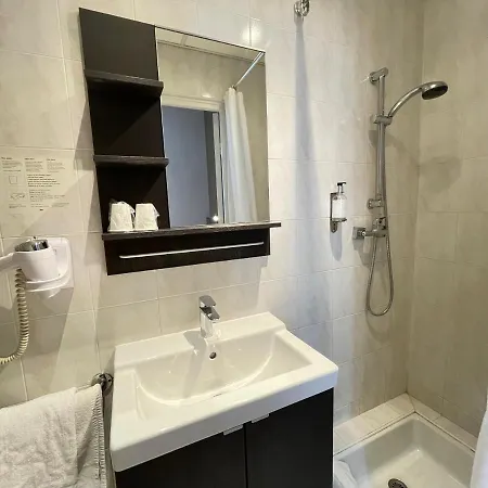 De La Comedie - Place De La Comedie 2*