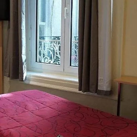 De La Comedie - Place De La Comedie 2*