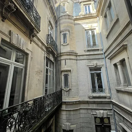 De La Comedie - Place De La Comedie