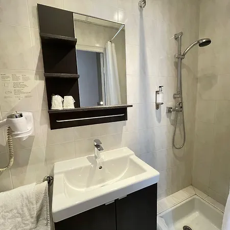 De La Comedie - Place De La Comedie מלון