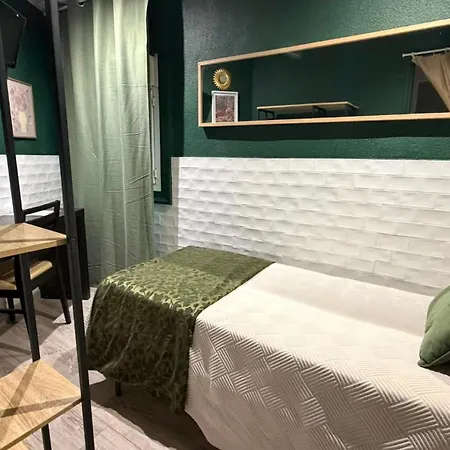 Ξενοδοχείο De La Comedie - Place De La Comedie Opera