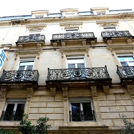 De La Comedie Otel 2*