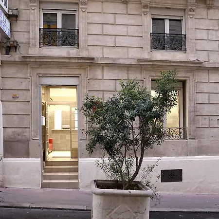De La Comedie Otel