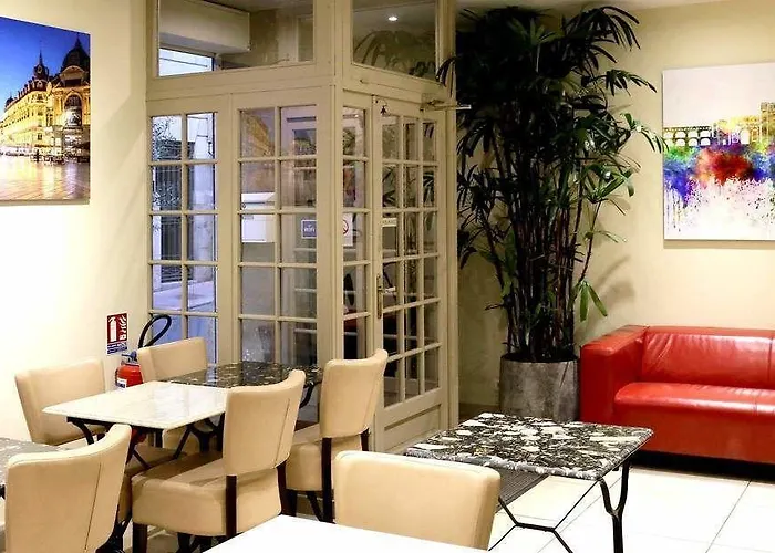 Ξενοδοχείο De La Comedie - Place De La Comedie