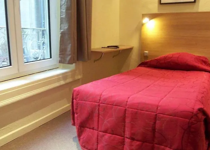 De La Comedie - Place De La Comedie