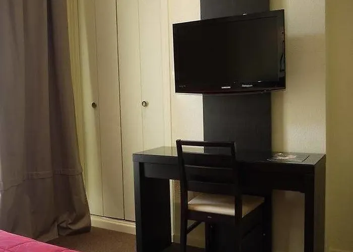 De La Comedie - Place De La Comedie