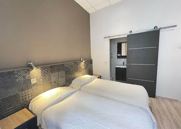 De La Comedie - Place De La Comedie Ξενοδοχείο 2*