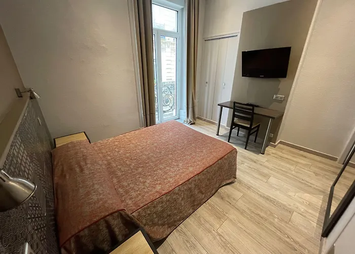 Ξενοδοχείο De La Comedie - Place De La Comedie