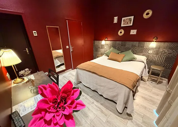 Ξενοδοχείο De La Comedie - Place De La Comedie 2*