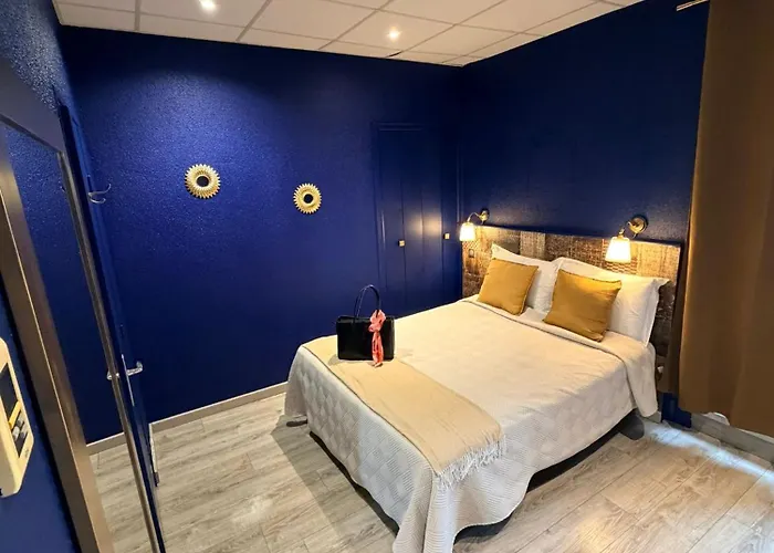 Ξενοδοχείο De La Comedie - Place De La Comedie