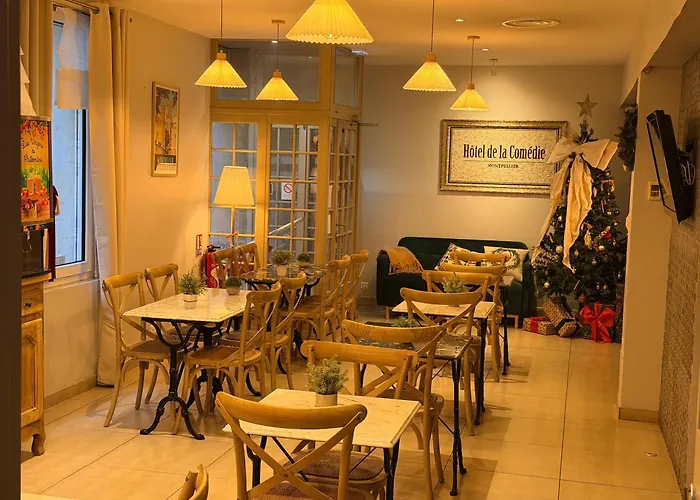 De La Comedie - Place De La Comedie